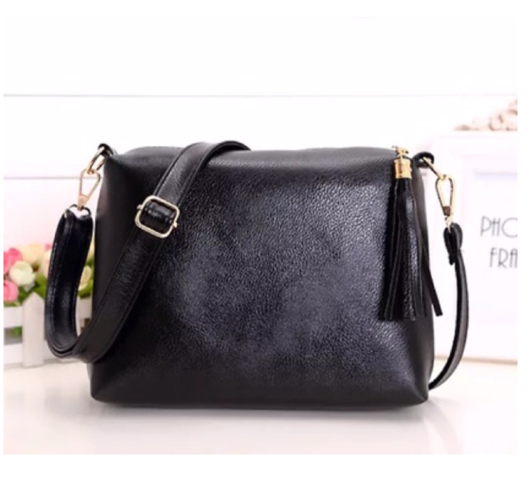 Fashionable Premium Ladies Sling Shoulder Handbag