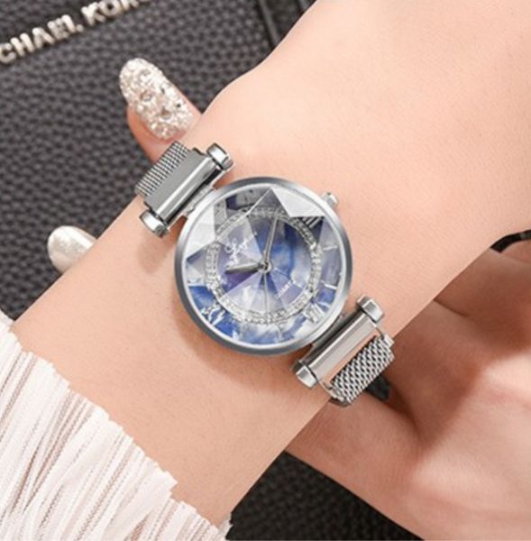 [100% Ready Stock] Fantasy Shine Pearl Diamond Luxury Magnetic Women Watch